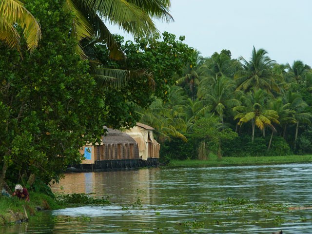 Kollam Backwaters: backwaters destinations in kerala
