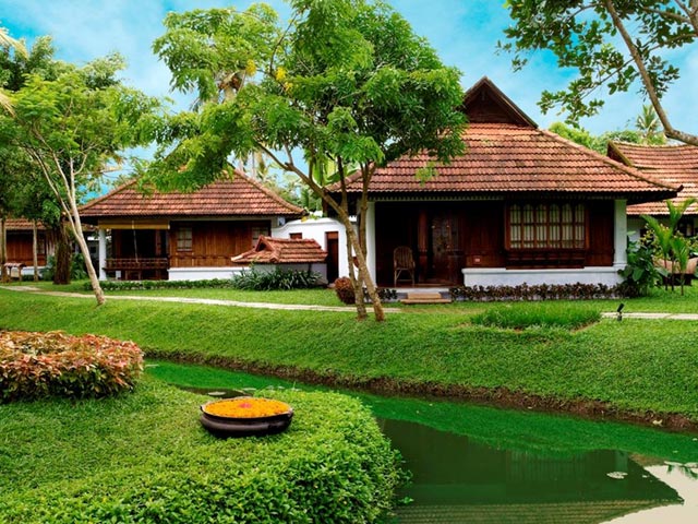 Kumarakom Lake Resort - best honeymoon resorts in kerala