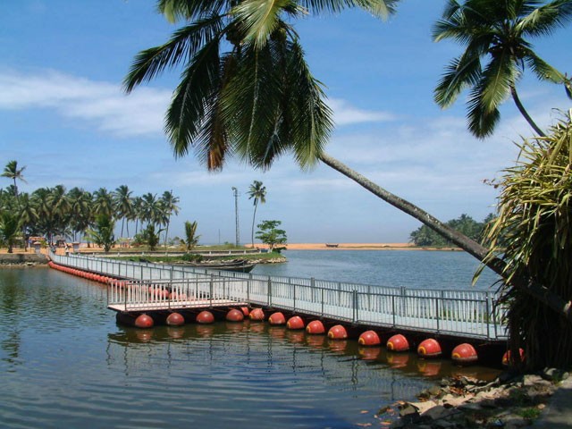 tourist village in trivandrum
