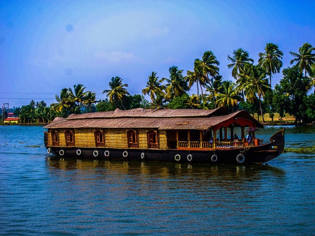 8 Must Visit Tourist Destinations in Kerala in Winter