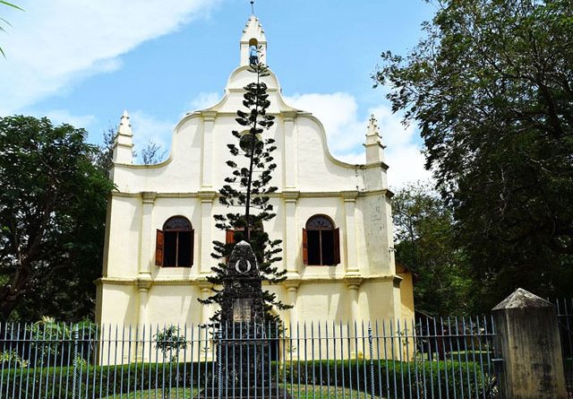 10 Must Visit Churches in Kerala