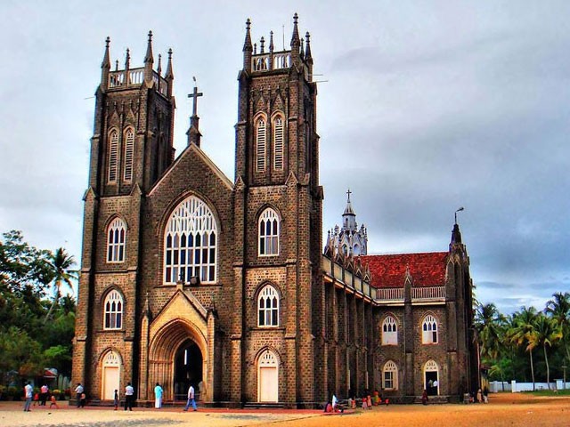 10 Must Visit Churches in Kerala