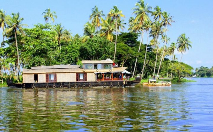 kerala-houseboat