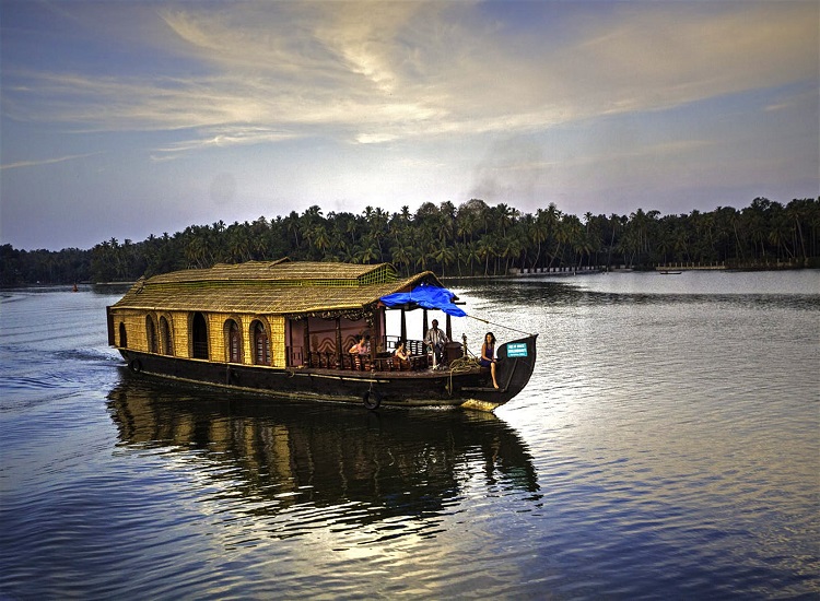 kerala-backwater